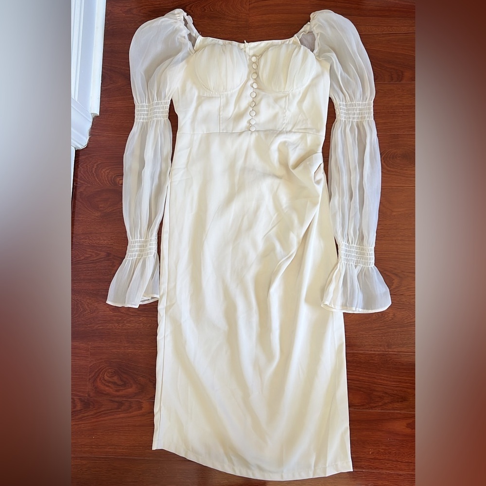 Elegant Fluffy Sleeve Midi Dress - Picture 7 of 7